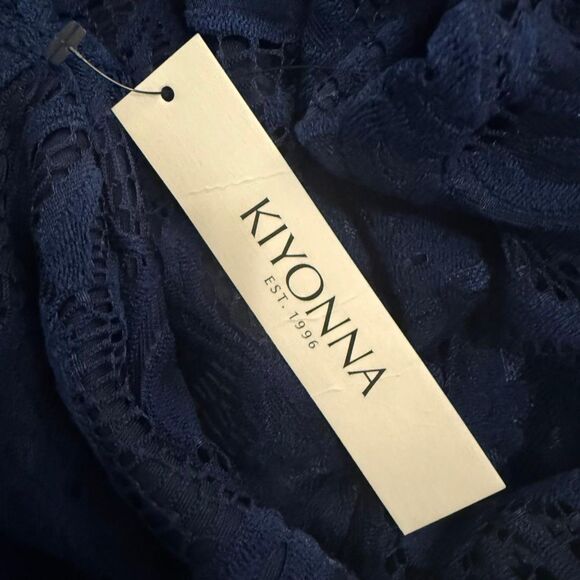 KIYONNA Women's Plus Size Screen Siren Lace Evening Gown, NWT! 1X - Picture 7 of 10